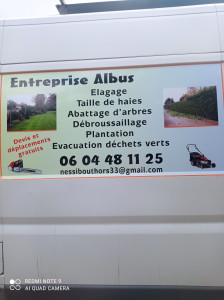 Photo de galerie - Taille haie abattage débroussaillage 