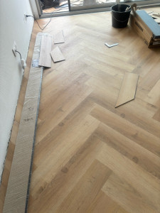 Photo de galerie - Parquet , balatum 