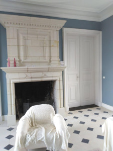 Photo de galerie - Cheminée restaurée après ponçage et joints refait 