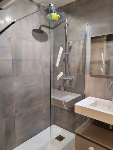 Photo de galerie - Installation sanitaire salle de bain 