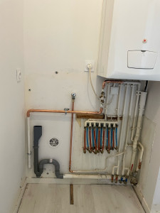 Photo de galerie - Modification circuit de gaz chaudière + installation robinet machine à laver + vidange 