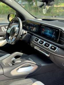 Photo de galerie - Désinfection complète ! J'accorde une attention particulière aux détails (bouches d'aération, recoins de console) pour un intérieur sain et sans poussière.