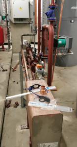 Photo de galerie - Installation et soudure argent d'un échangeur inox avec tuyauterie cuivre et liaison frigo pour récupérer la chaleur du compresseur des groupe froids et fabriqué de l'eau chaude pour la cuisine à la cours de justice de l'Union européenne a Luxembourg !