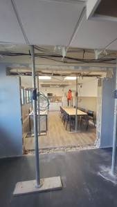 Photo de galerie -  ouverture d'un mur porteur pour y accueillir une porte 