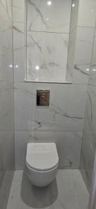 Photo de galerie - Renovation wc avec pose wc et carrelage 