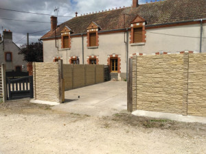 Photo de galerie - Pose clôture béton 