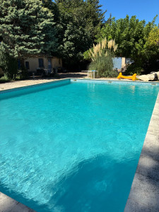 Photo de galerie - Piscine en entretien à Grimaud 