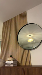Photo de galerie - Pose panneau mural et fixation miroir 