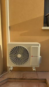 Photo de galerie - Groupe extérieur saunier Duval 5 KW