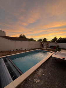Photo de galerie - Réalisation d’une piscine 8 m par 3,50 m en bloc à bancher