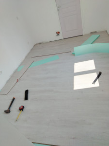Photo de galerie - Pose parquet chambre chez un particulier 