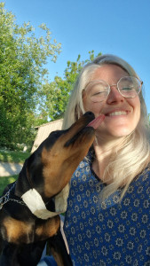 Photo de galerie - En balade avec une pinscher allemande 