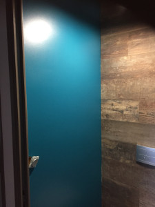 Photo de galerie - Application de peinture en 2 couches.