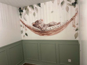 Photo de galerie - Pose de moulures et mise en peinture / papiers peint deco