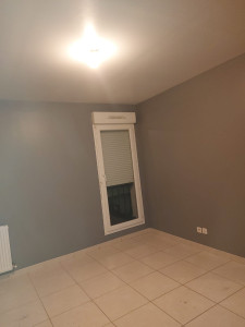 Photo de galerie - Je suis peintures je cherche travail bricoleur peintures  