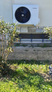 Photo de galerie - Installation clim Bosch 