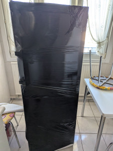 Photo de galerie - Emballage et transport congélateur vertical