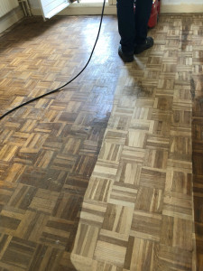 Photo de galerie - Ponçage parquet 