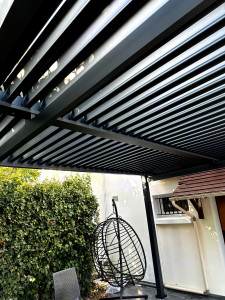 Photo de galerie - Montage pergola (pendant)