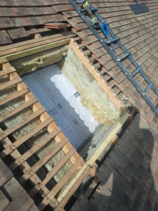 Photo de galerie - Réalisation  d'un chevêtre de velux  