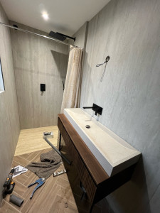 Photo de galerie - J’ai posé lavabo et Mitigeur lavabo et la douche