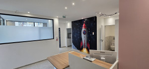Photo de galerie - ​Aménagement pro par NGN Elec : accueil, caméras, interphone Golmar, réseau et éclairage LED. Un chantier complet et soigné ! ????