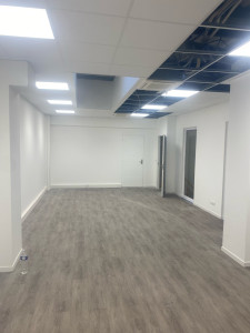Photo de galerie - Création des bureaux avec de faux plafond 