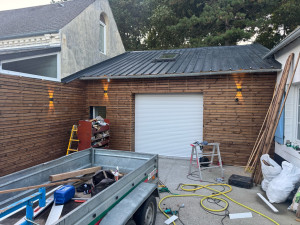 Photo de galerie - Toiture tôle bardage bois 