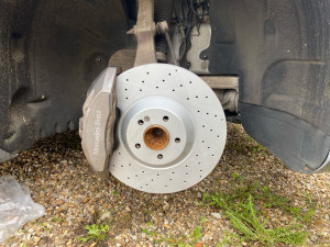 Photo de galerie - Après Remplacement disques et plaquettes Mercedes S400h