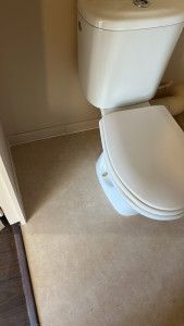 Photo de galerie - Pose de sol pvc WC 
