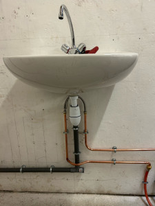 Photo de galerie - Pose lavabo 