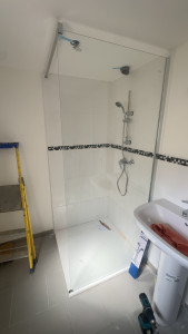 Photo de galerie - Installation d’une paroi de douche 