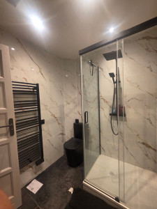 Photo de galerie - Salle de bain, entièrement refaite