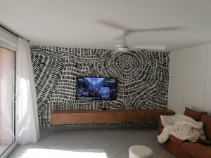Photo de galerie - Pose de meuble et tv au mur 