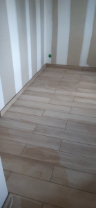 Photo de galerie - Carrelage imitation parquet 