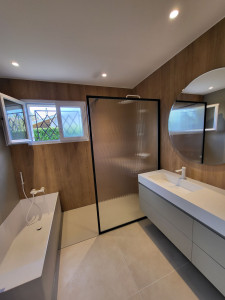 Photo de galerie - Fadin Plomberie - Rénovation de salle de bain

Modernité, élégance et fonctionnalité. Une réalisation soignée pour un espace à la fois esthétique et pratique.

Fadin Plomberie, votre expert à Montpellier.

