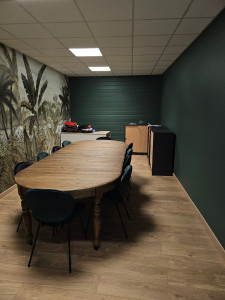 Photo de galerie - Montage de meubles et pose de parquet peinture et tapisserie 