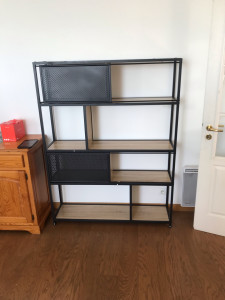 Photo de galerie - Séparation/étagère 
