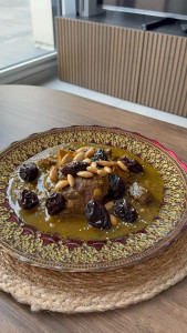 Photo de galerie - Tajine marocain  aux pruneaux et amandes 