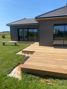 Photo de galerie - Terrasse sur plots