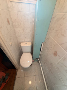 Photo de galerie - Remplacement de la colonne en fonte , remplacement des wc et pose de coffrage 