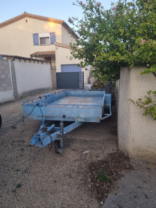 Photo de galerie - Location.remorque plateau 