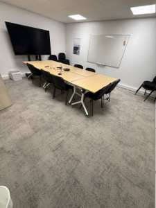 Photo de galerie - ✅ la réussite de vos projets, commence par une salle de réunion bien entretenu ?