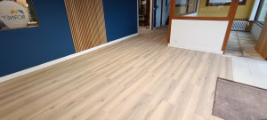 Photo de galerie - Pose de Parquet
(bureaux d'entreprise 110m²)