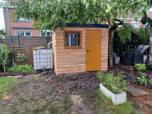 Photo de galerie - Je réalise tout type de travaux de tout les jour


la réalisation d'un cabanon de jardin réalisé complètement 