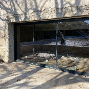 Photo de galerie - Ouverture sur mur porteur / pose de menuiserie