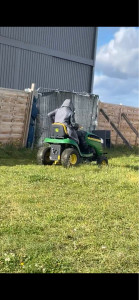 Photo de galerie - Tonte au tracteur john Deere 