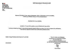 Photo de galerie - Bonjour je suis auxiliaire de vies aux depuis familles 
je suis diplômée le 24 mars 2016