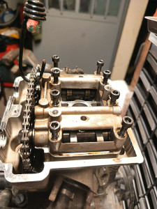 Photo de galerie - Changement joint de culasse Derbi terra 