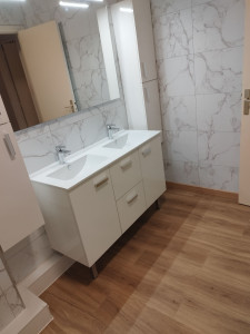 Photo de galerie - Salle de bain rénovation 
